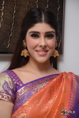 Aditi Singh At Kalamandir 6th Anniversary Celebrations
